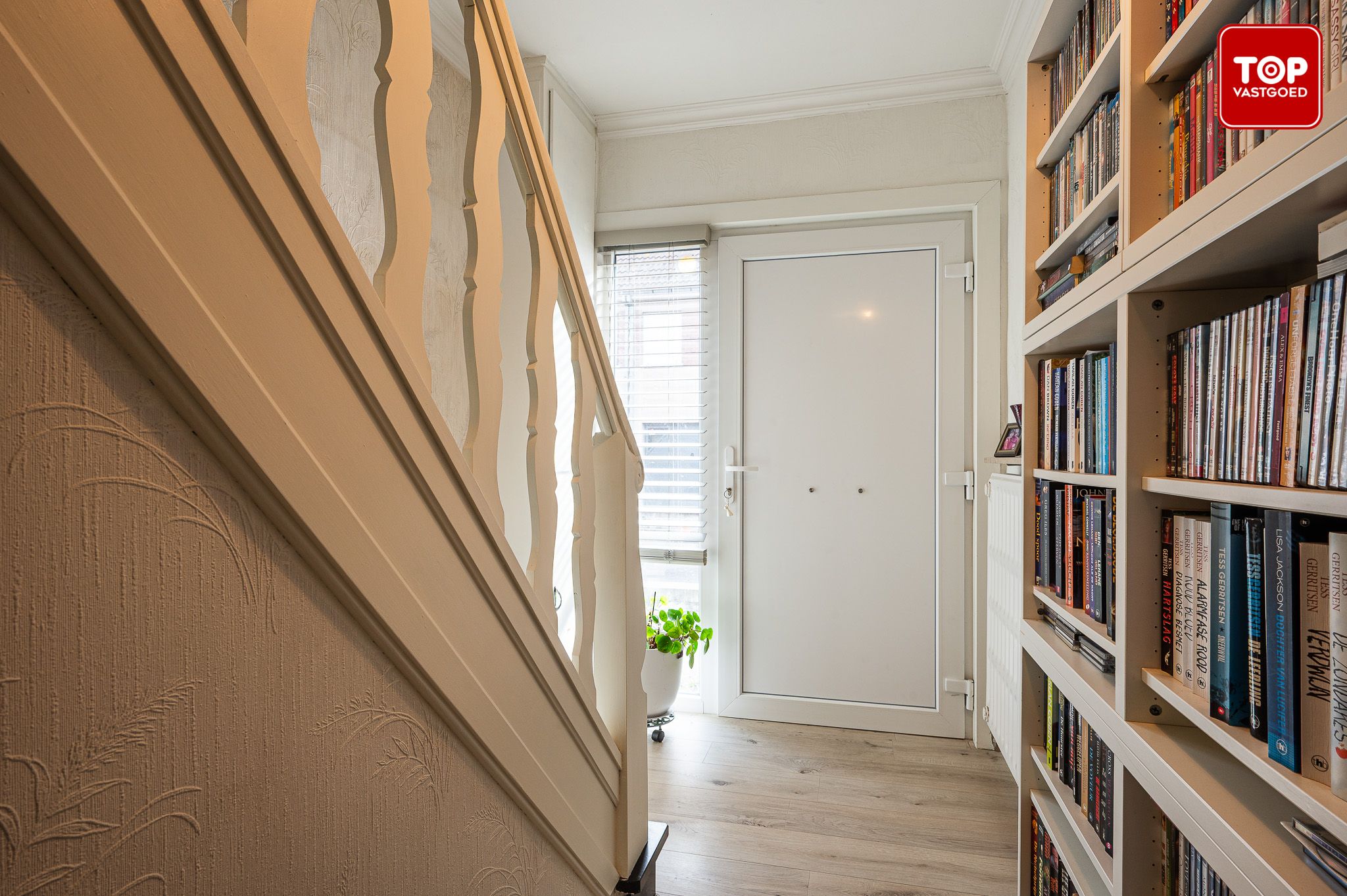 Halfopen woning met leuke tuin in centrum eeklo foto 11