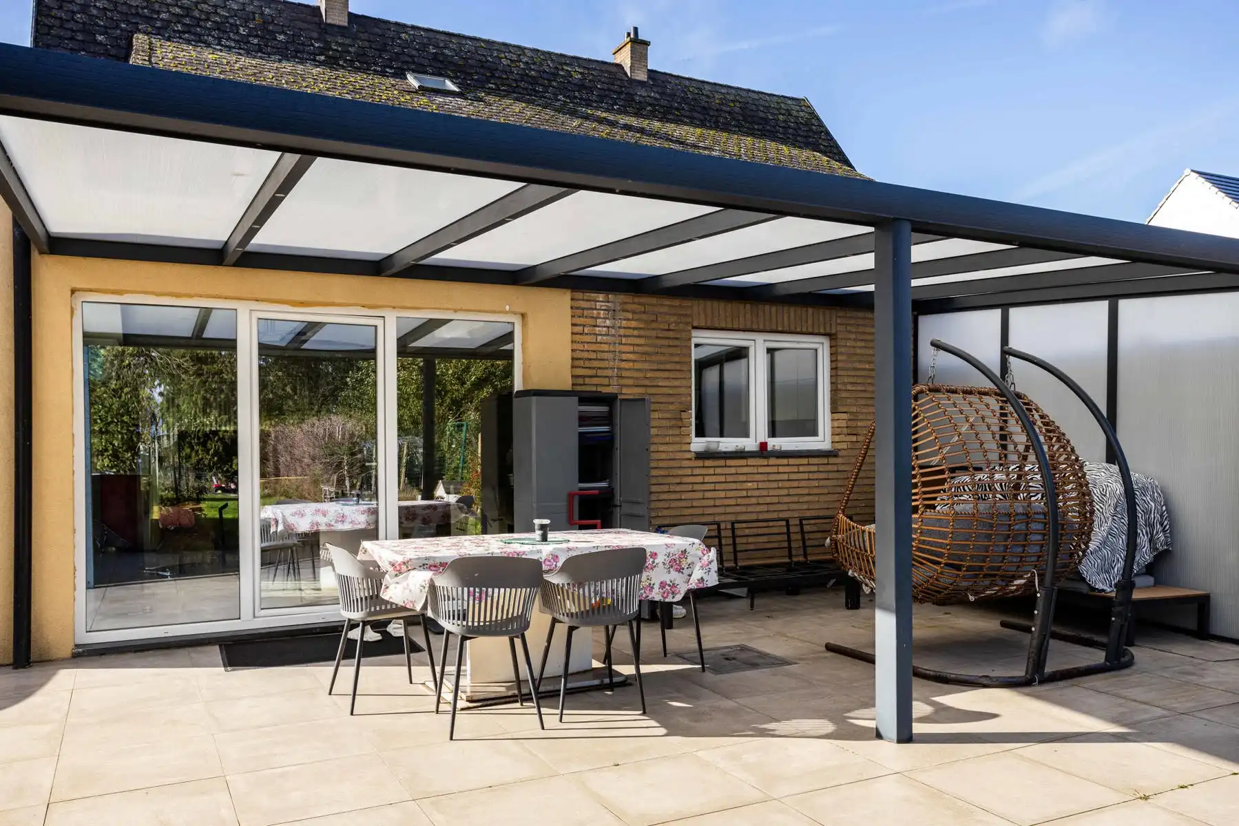 Instapklare HOB met 4 slaapkamers en tuin! foto 29