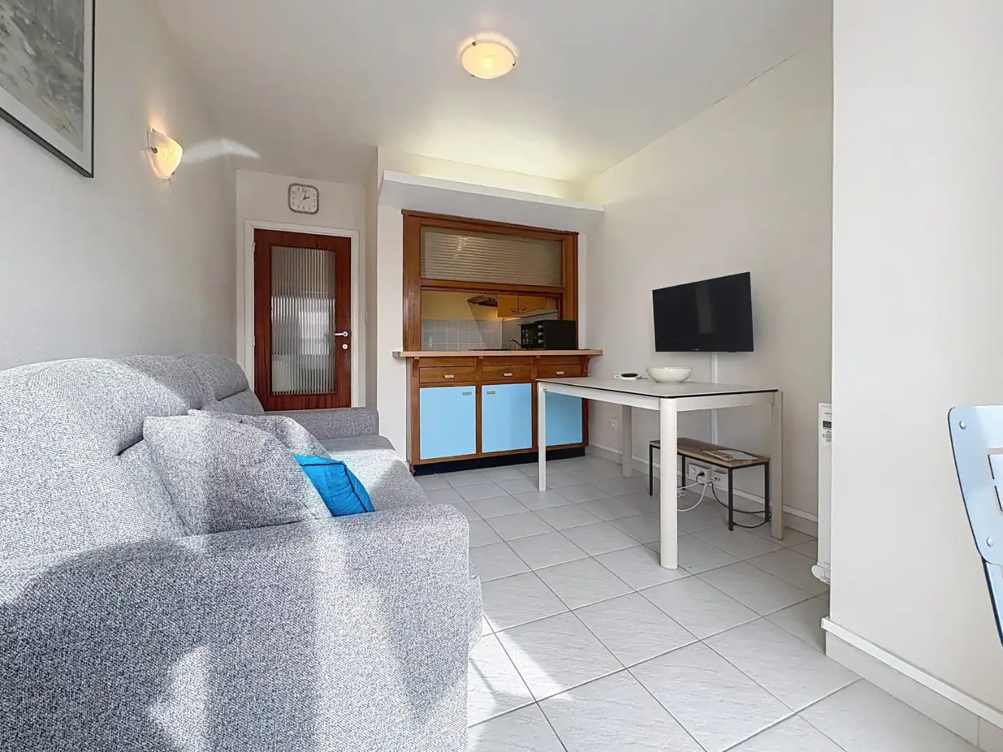 1-slaapkamerappartement vlak aan de Zeedijk  foto 2