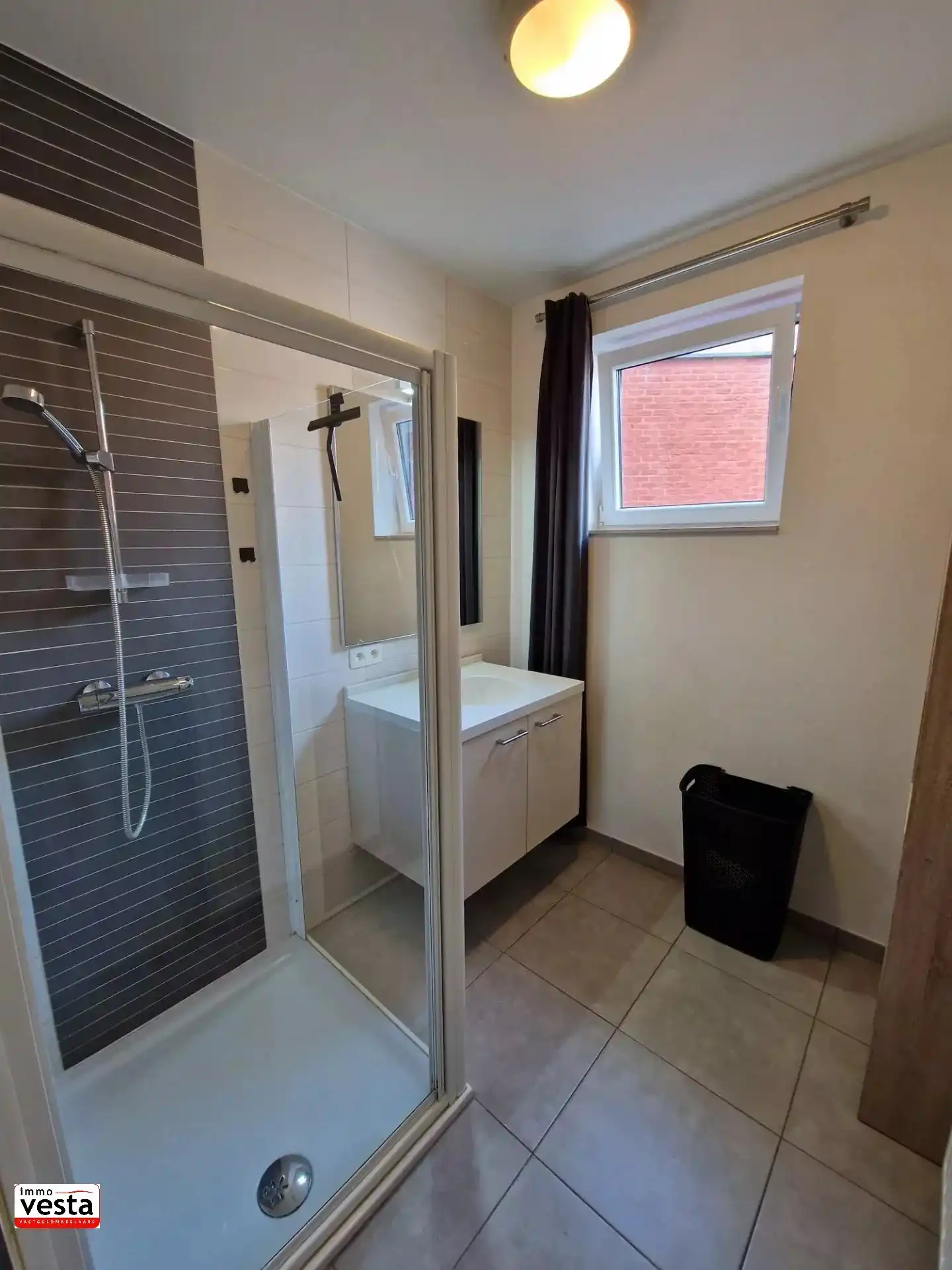 Eénslaapkamer appartement in centrum Sint-Truiden foto 7