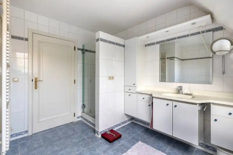STATIGE VILLA MET PRACHTIGE TUIN OP EEN PERCEEL VAN 1.430 m². foto 25