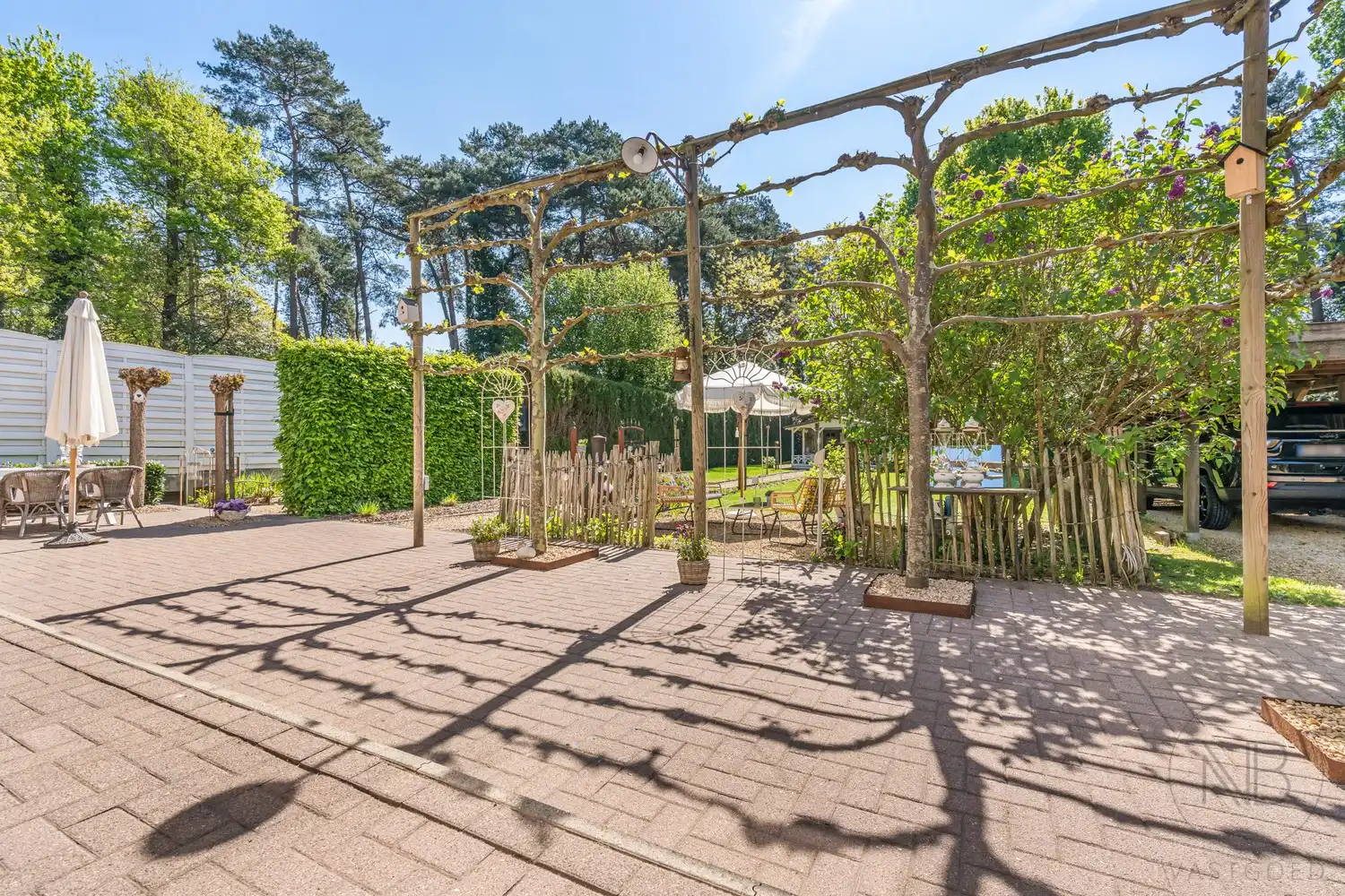 Instapklare gezinswoning met ruimte voor vrijberoep op toplocatie in Genk! foto 6