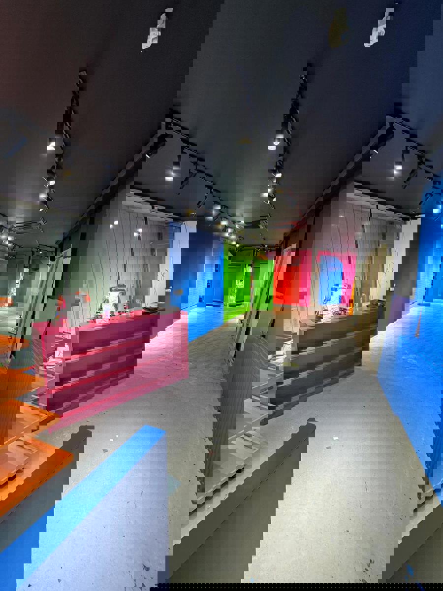 Commercieel handelspand in het centrum van Lommel foto 3