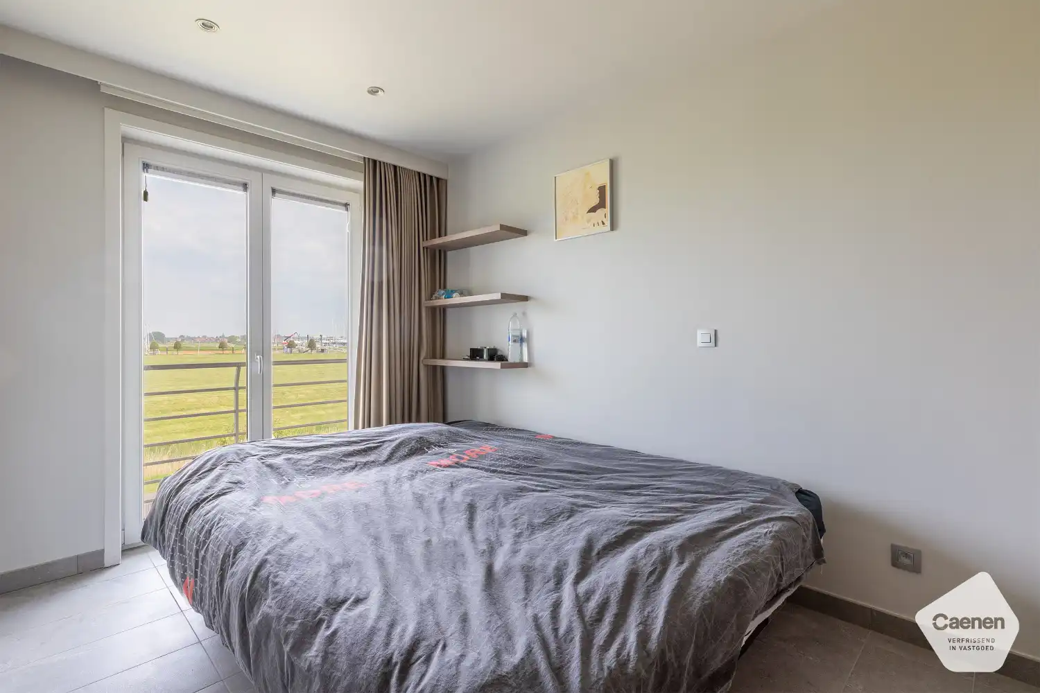 Ruim hoekappartement met 3 slaapkamers en fantastisch zicht op jachthaven foto 10