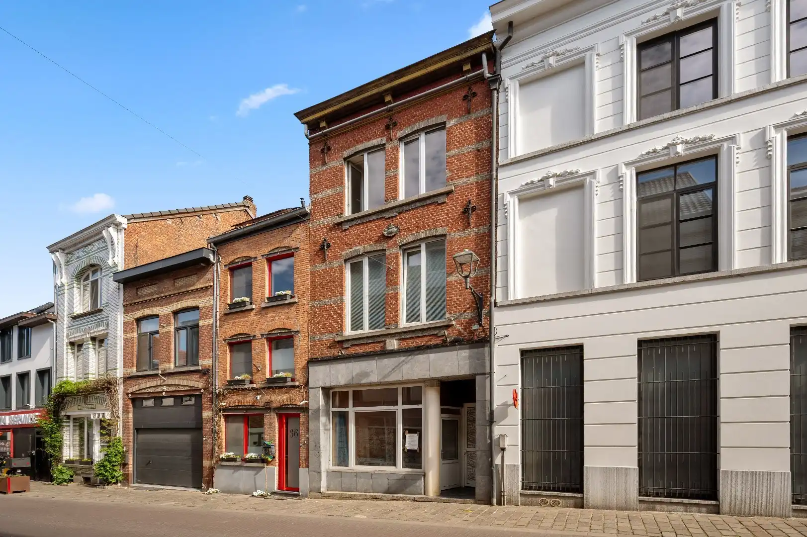 Handelsruimte met stockageruimte op topligging nabij de markt van Diest foto 2