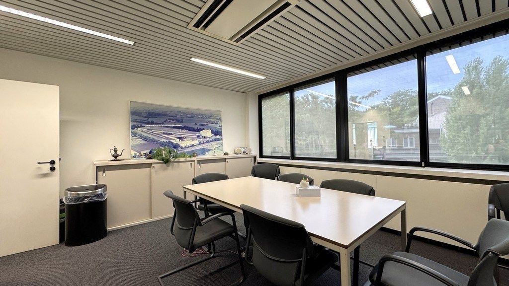 Instapklaar kantoor te huur nabij Singel Antwerpen foto 5