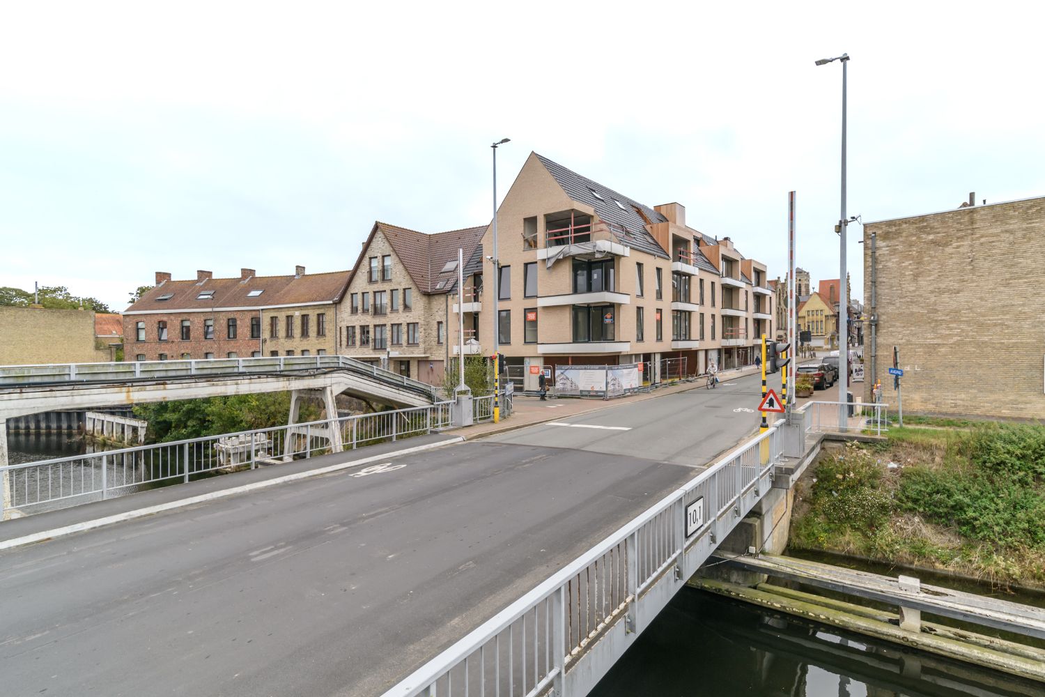 VEURNE: Nieuwbouwresidentie THE BRIDGE op enkele stappen van het bruisende centrum van Veurne, 17 appartementen met 2 of 3 slpks, op topligging! foto 15