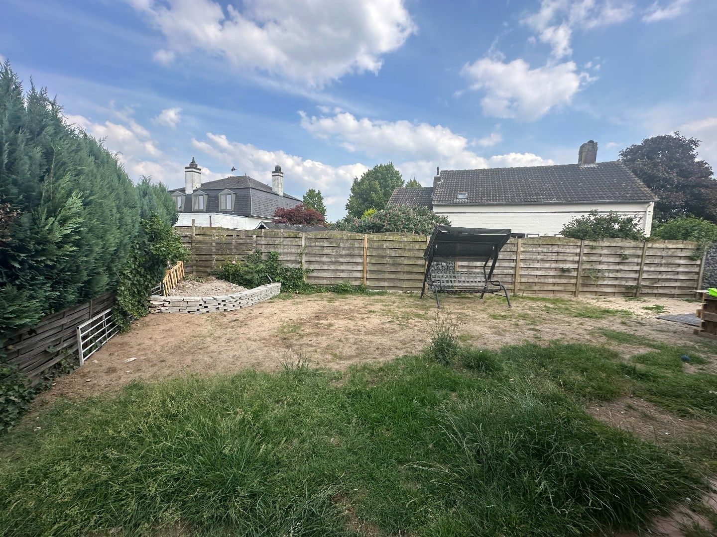 Vrijstaande op te frissen woning op rustige locatie foto 10