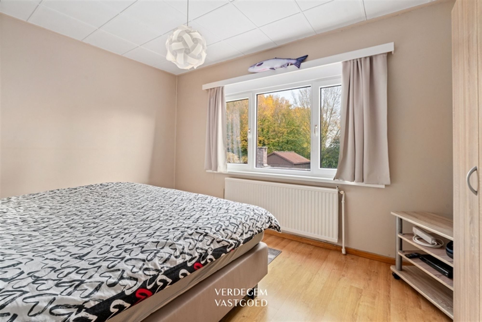 Woning met 4 slaapkamers, tuin en garage op topligging foto 15