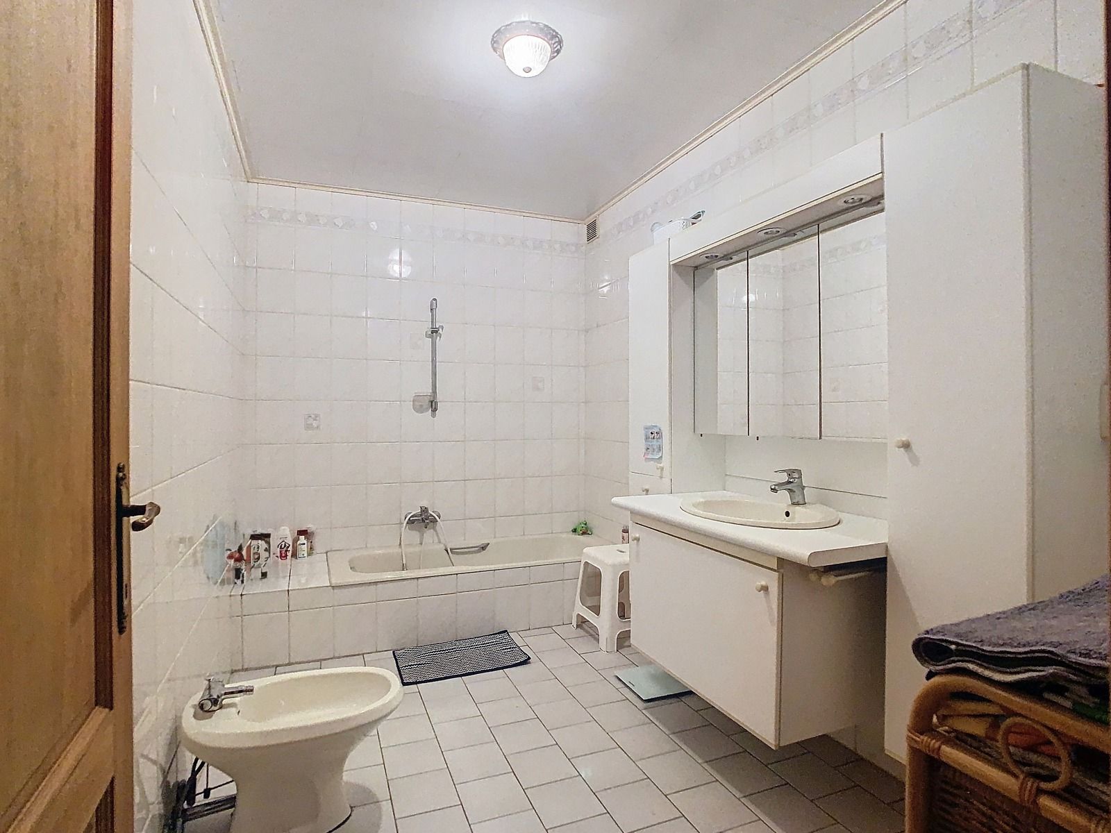 Zéér Ruime HOB met 6 SLPK én grote tuin! foto 7