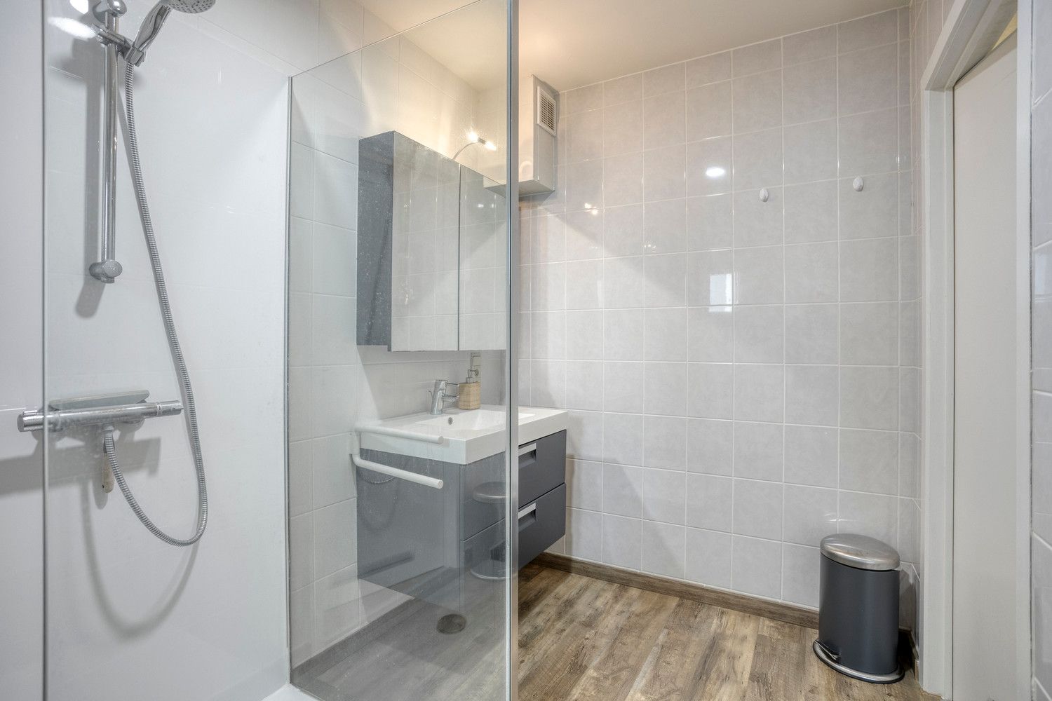 RECENT APPARTEMENT IN HET CENTRUM VAN HALEN! foto 13