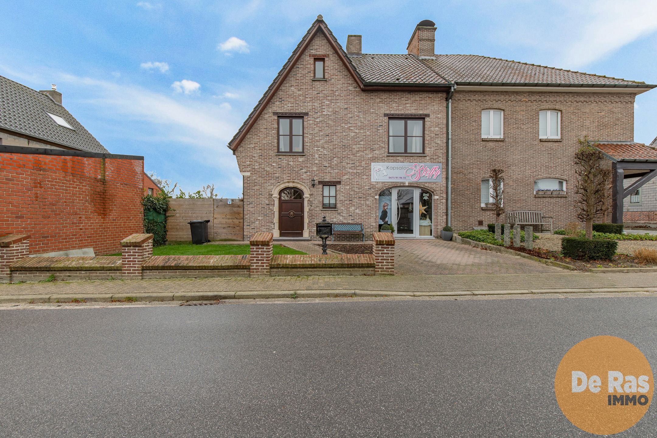 HILLEGEM - Instapklare HOB met 3 slaapkamers op topligging foto {{pictureIndex}}