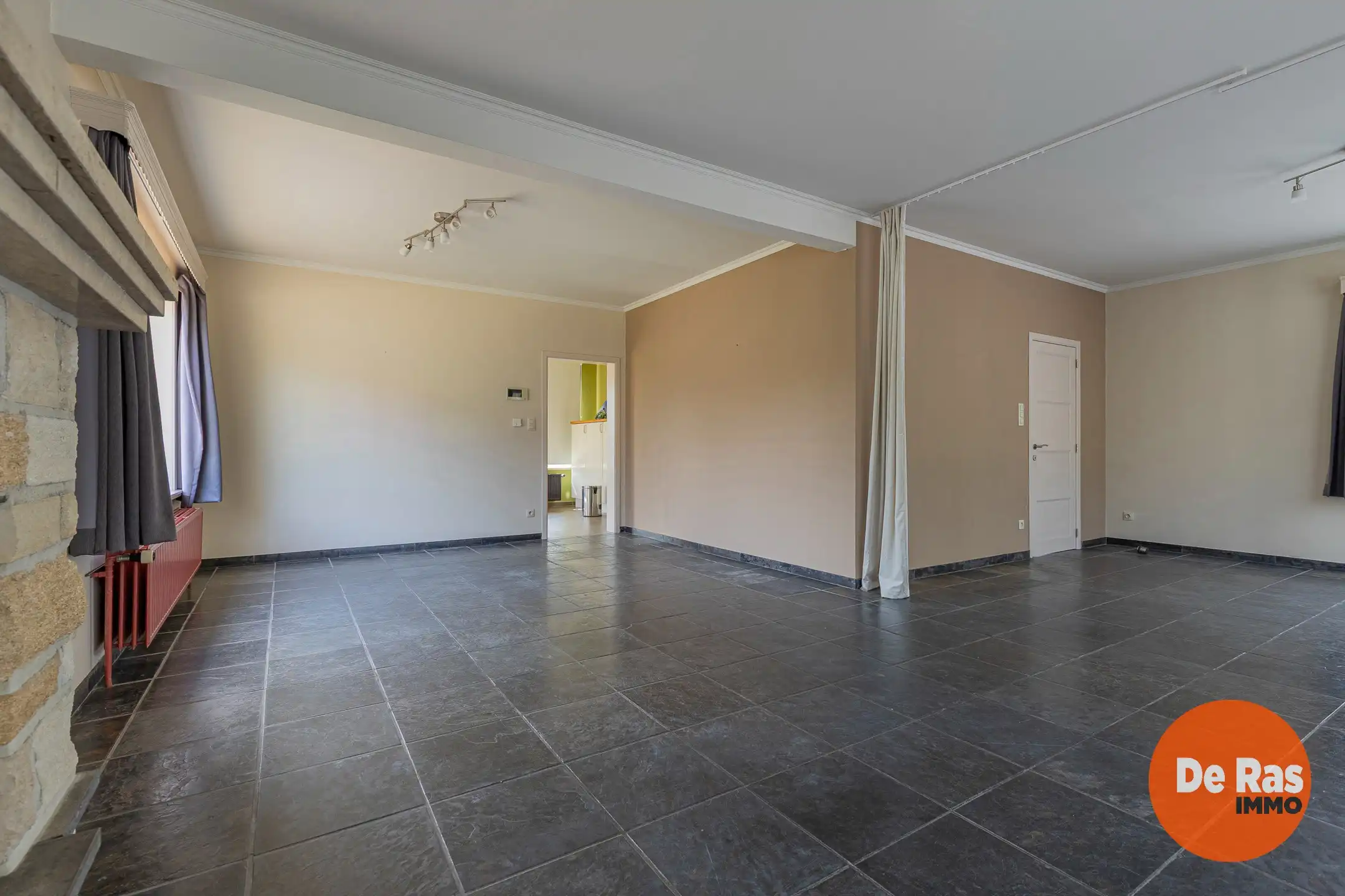 EREMBODEGEM – Solide woning op ca. 25are met topligging foto 5