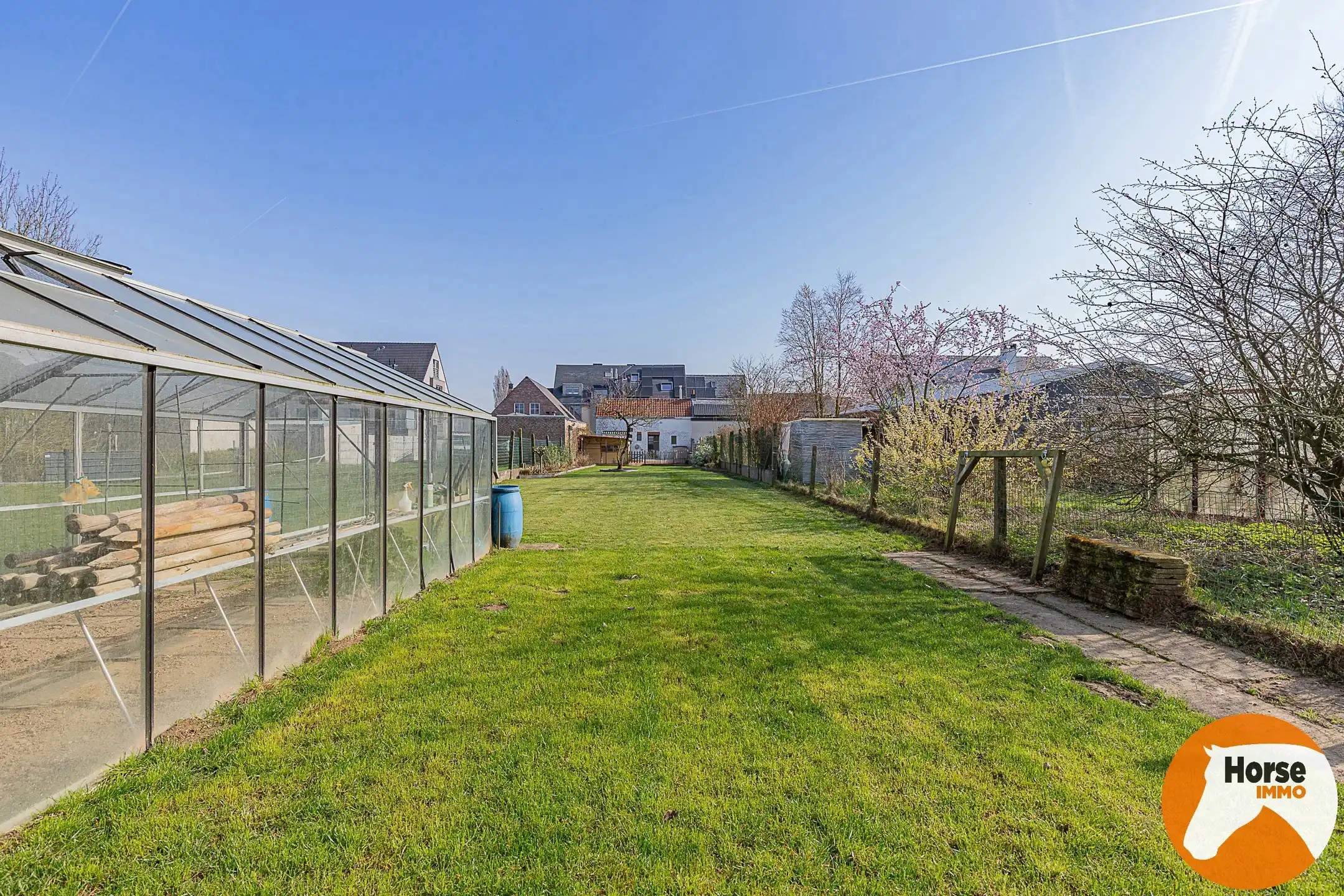 HELDERGEM - Gezellige woning met tuin, weide en stallen foto 25