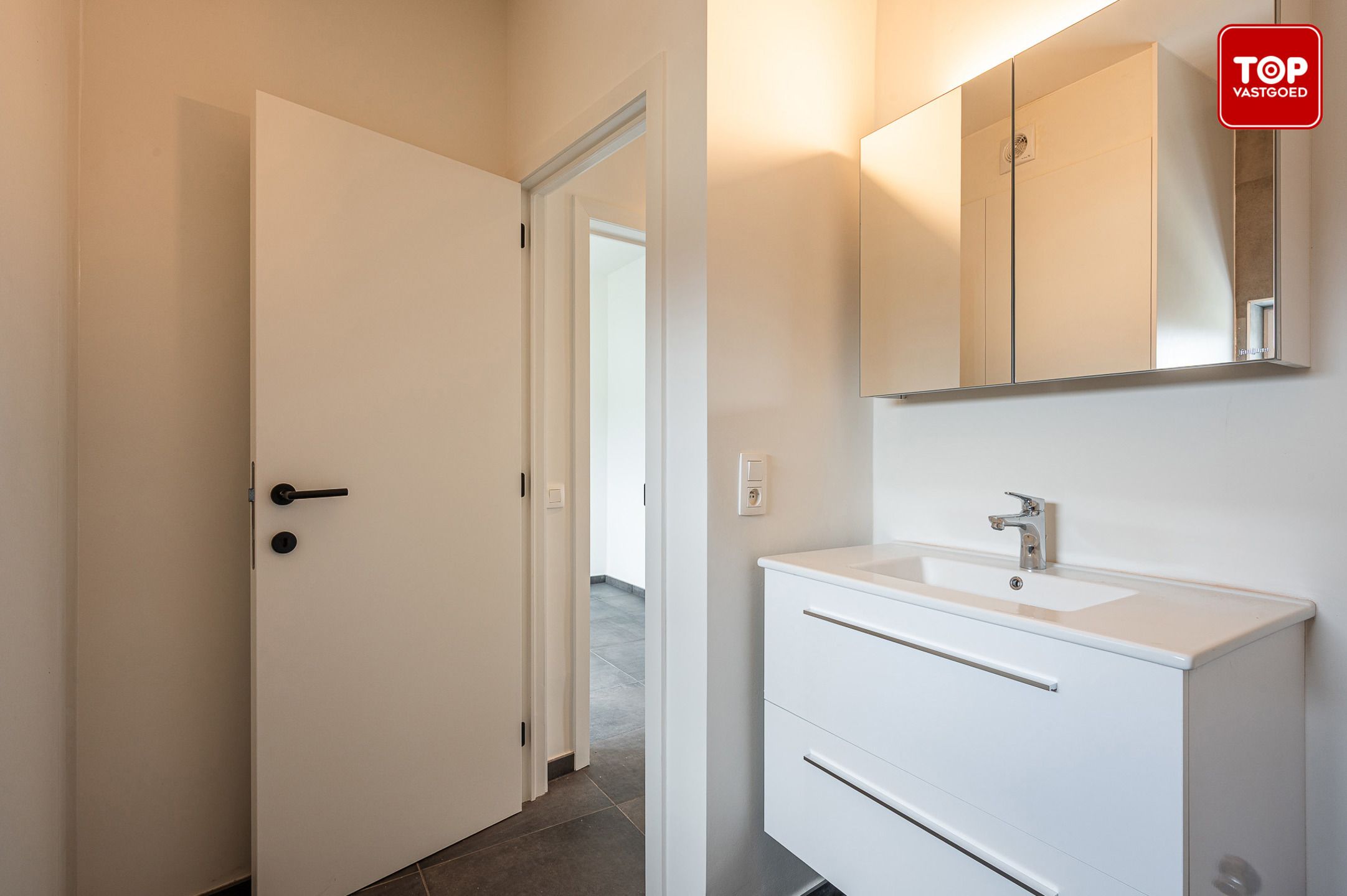 Compleet gerenoveerd appartement dichtbij centrum Gent foto 12