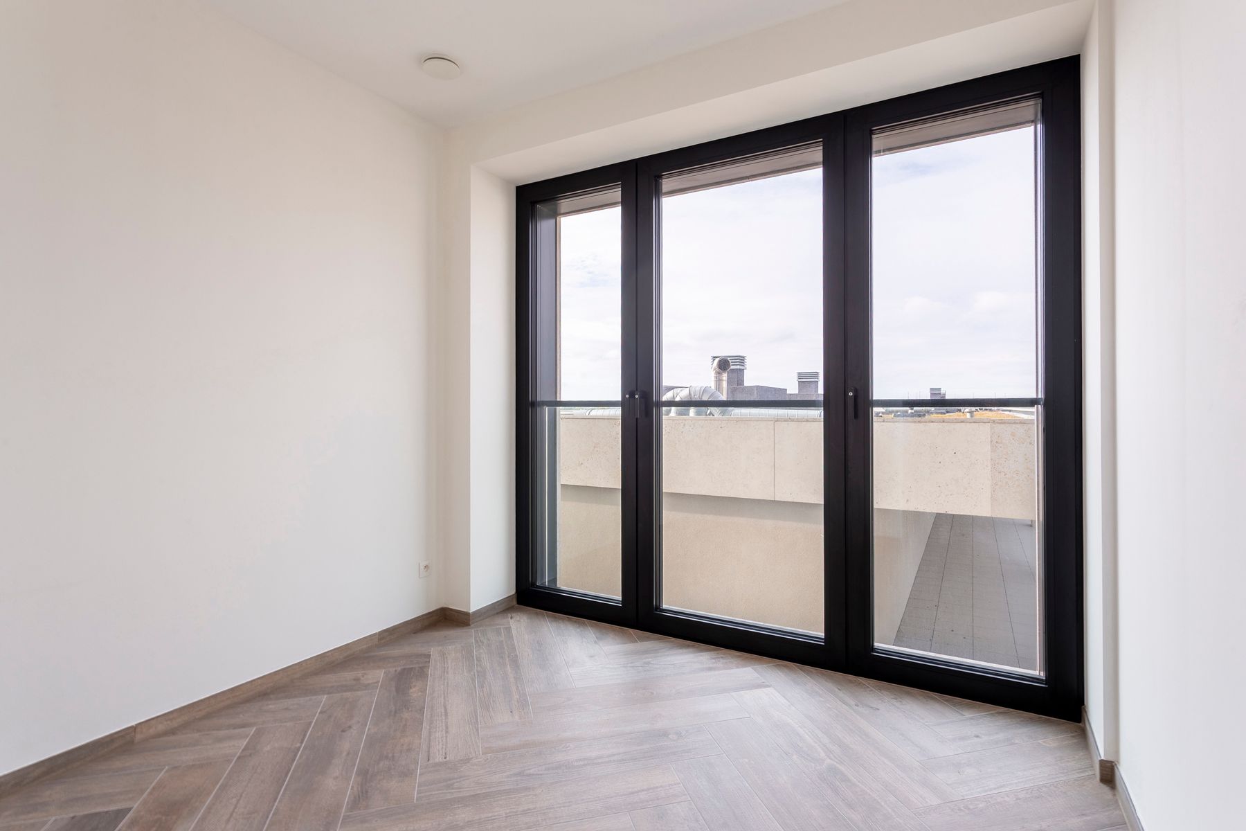 Luxueus nieuwbouwappartement met ruim winter/zomer terras. foto 13