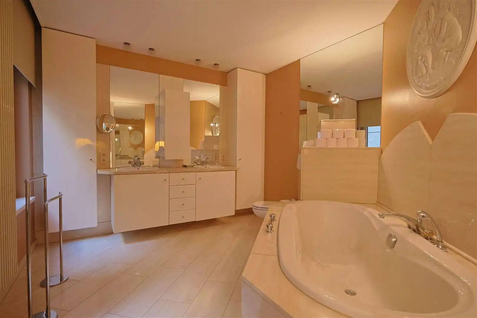 Ruim appartement met zicht op groen foto 14