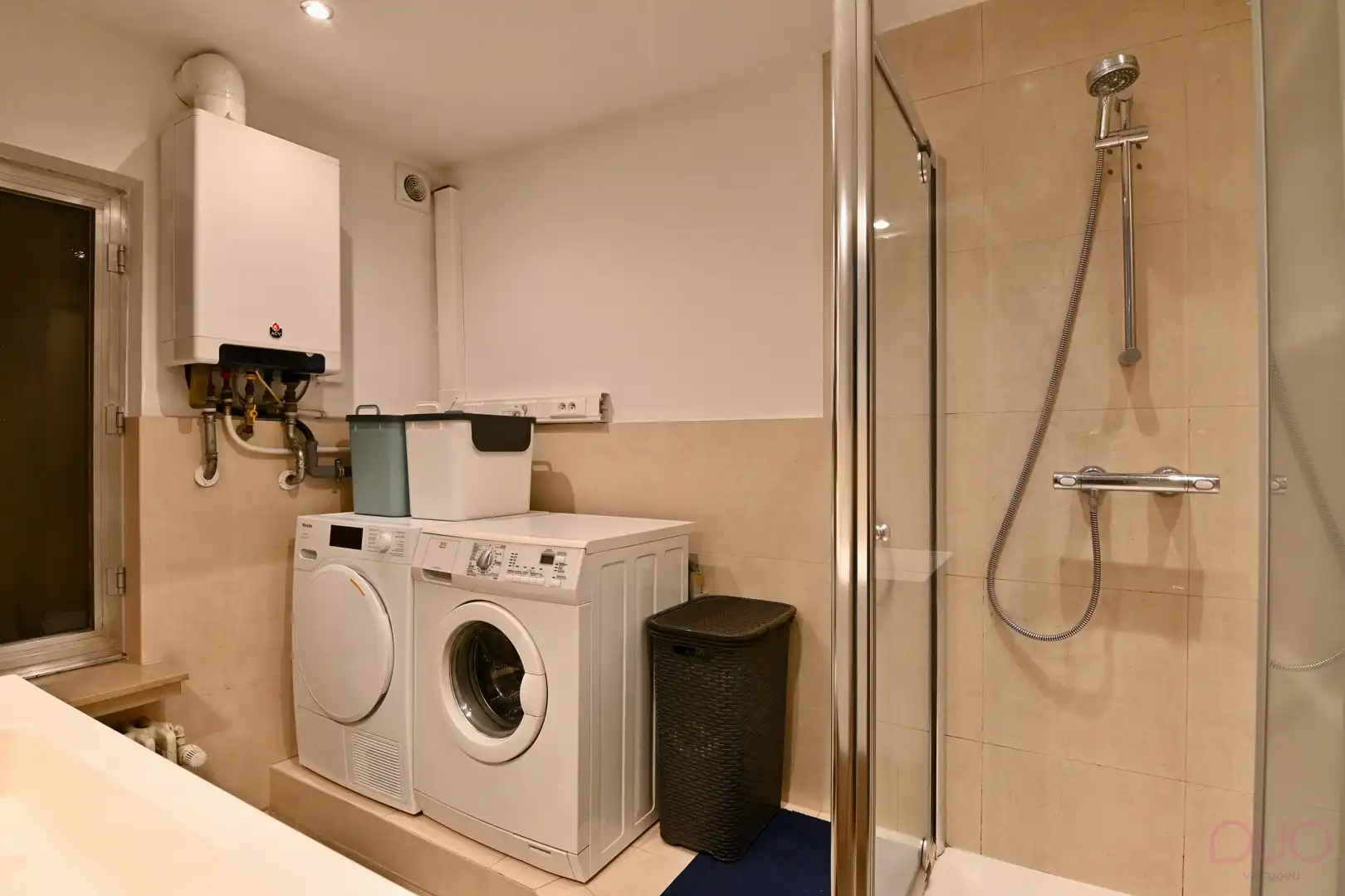 Centraal gelegen appartement met drie slaapkamers en terras foto 14