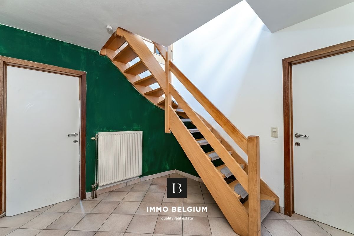 Ruime villa met 5 slaapkamers in villawijk Noordhoek foto 12