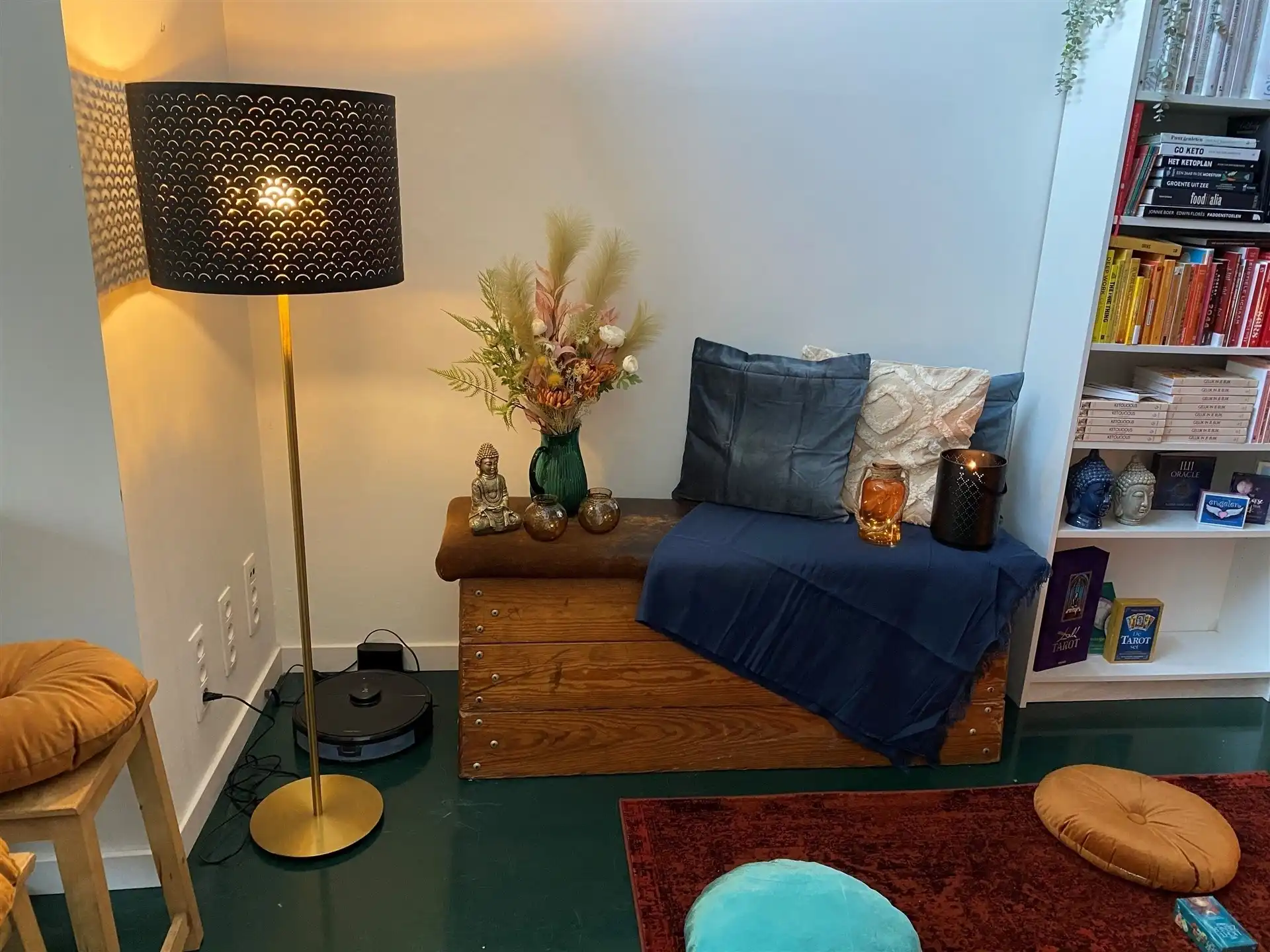 Gelijkvloerse kantoorruimte met kelder en terras. foto 13