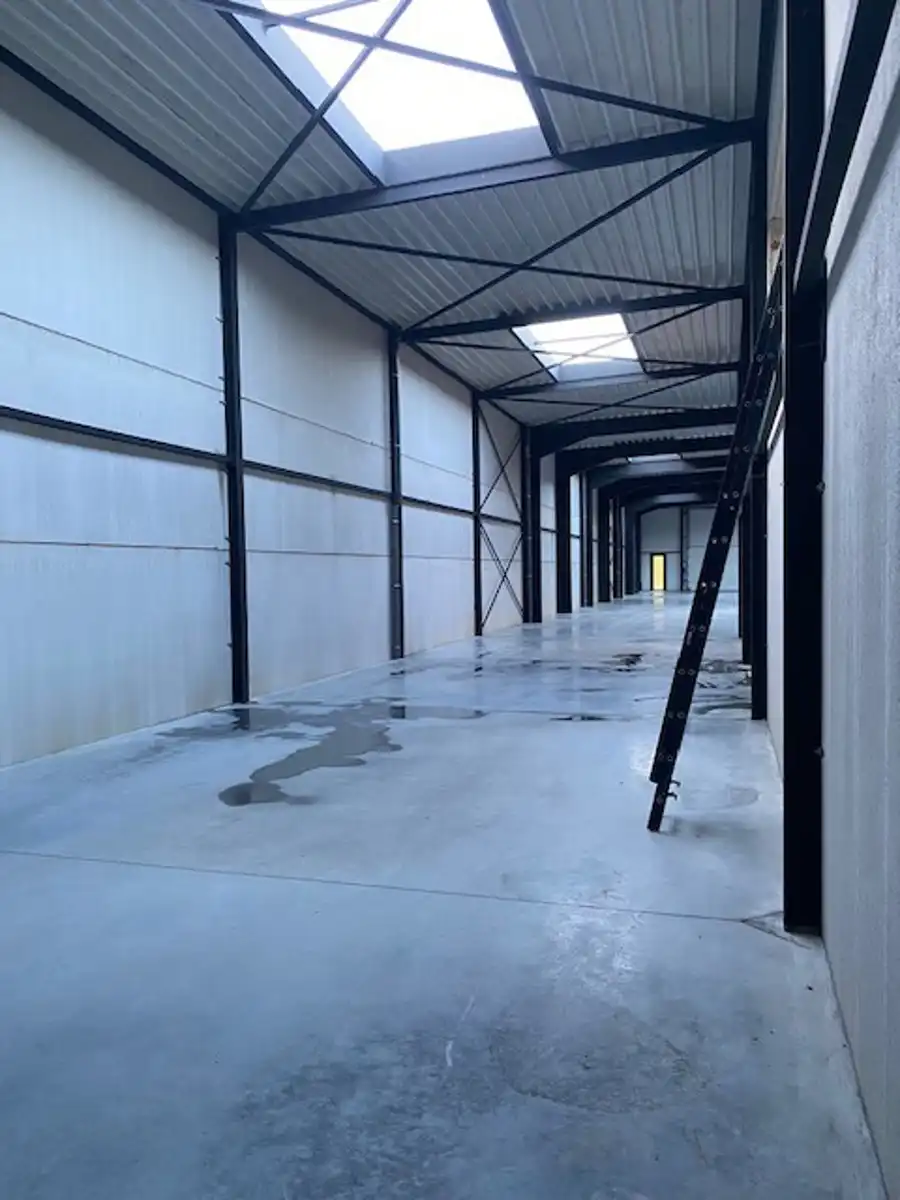 EXCLUSIEF INDUSTRIEEL COMPLEX, MODERN CASCO MULTIFUNCTIONEEL foto 18