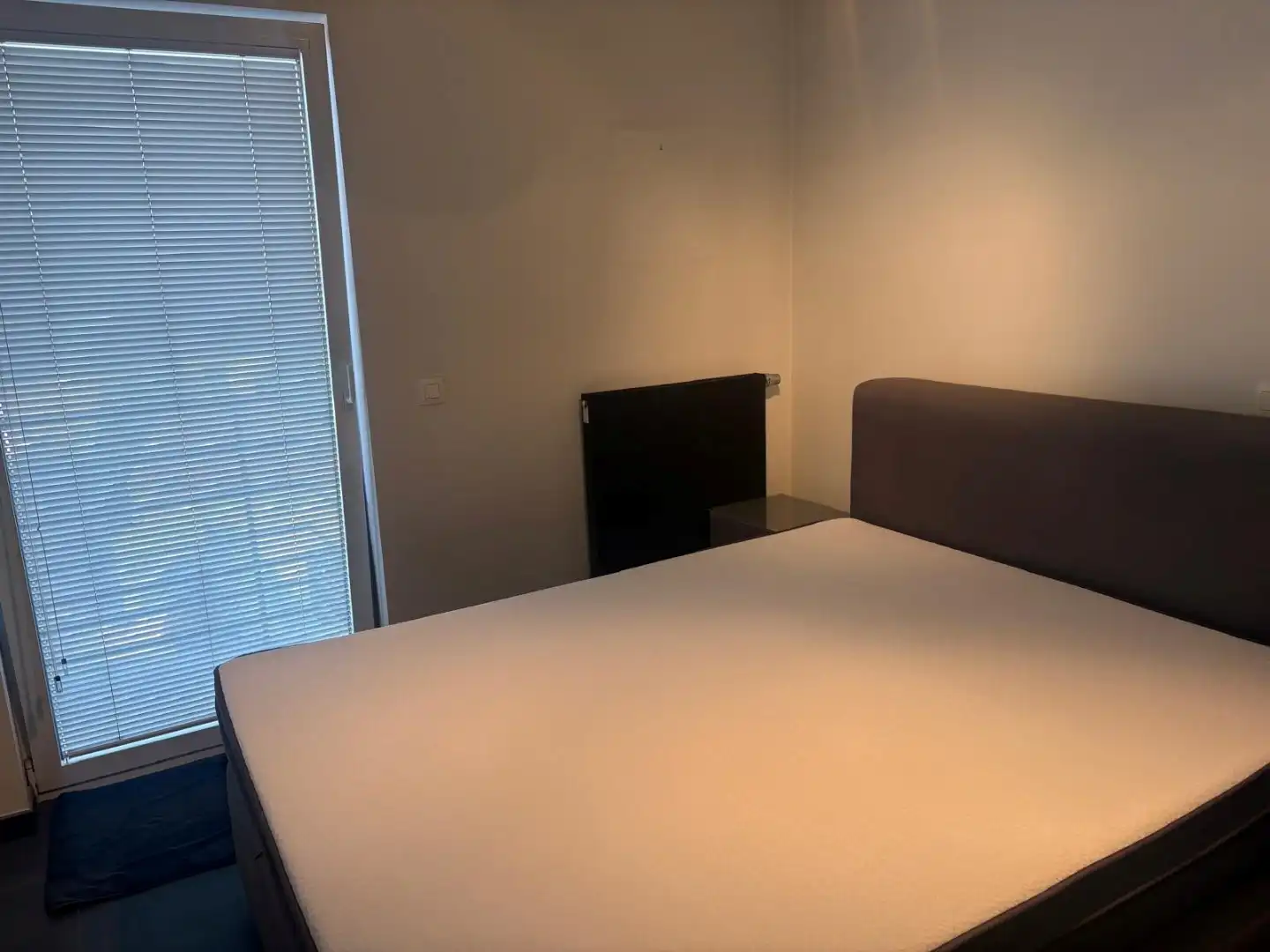 Prachtig instapklaar  2 - slpk appartement:   Open zicht op laan!  foto 6