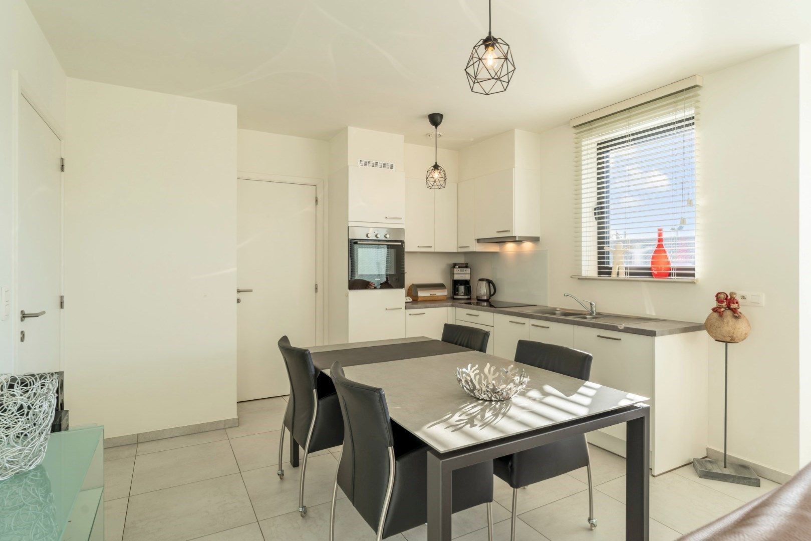 Knap hedendaags dakkappartement met ruime terrassen vlak bij het centrum foto 15