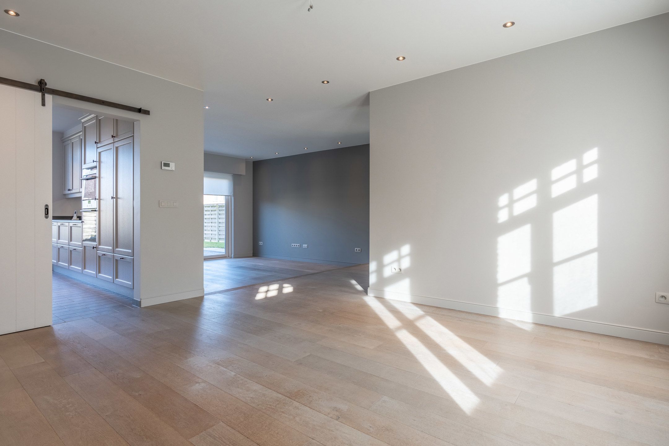 Recente woning met 3 slaapkamers en garage op ideale locatie foto 5