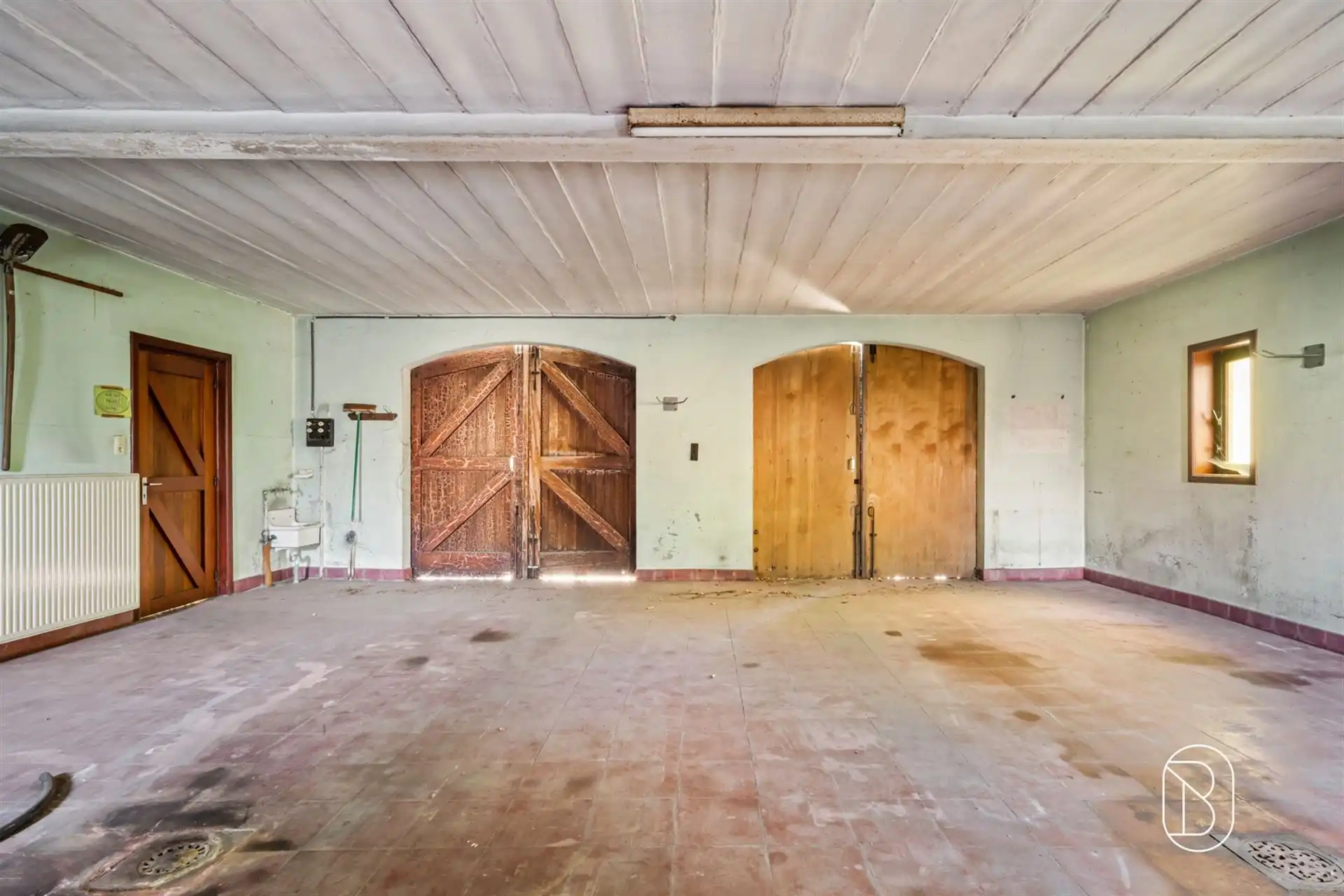 Landhuis-villa in Deerlijk omgeven door groen met 4 kamers foto 26