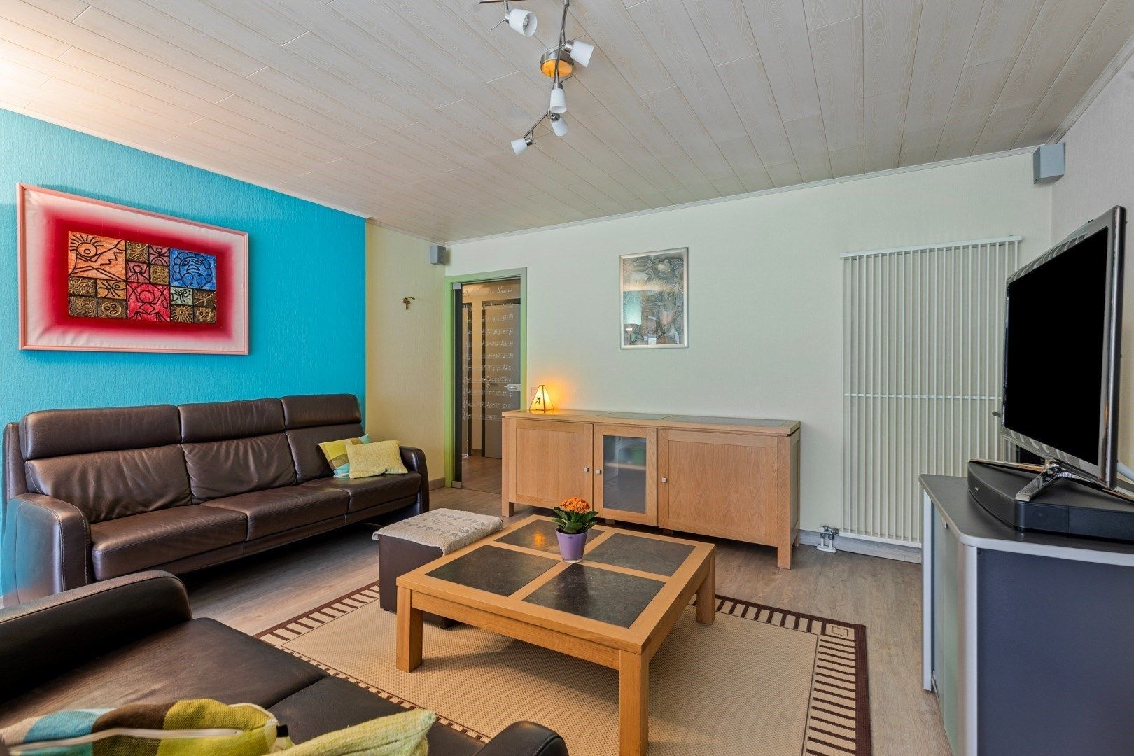 Mooi 2-slaapkamerappartement met garage in het centrum van Deerlijk! foto 4