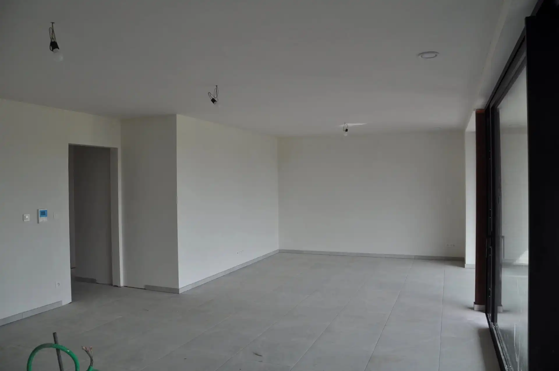 1.2 EXCLUSIEF  NIEUWBOUWAPPARTEMENT MET 2 SLPK’S EN RUIM TERRAS IN LINKHOUT foto 4