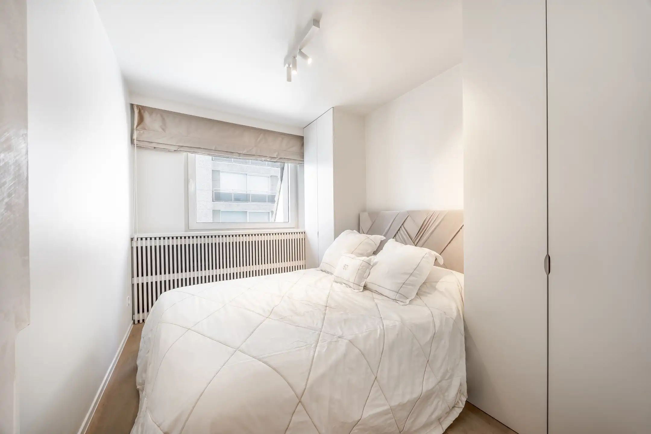 High-end hoekappartement met frontaal zeezicht in Zoute foto 31