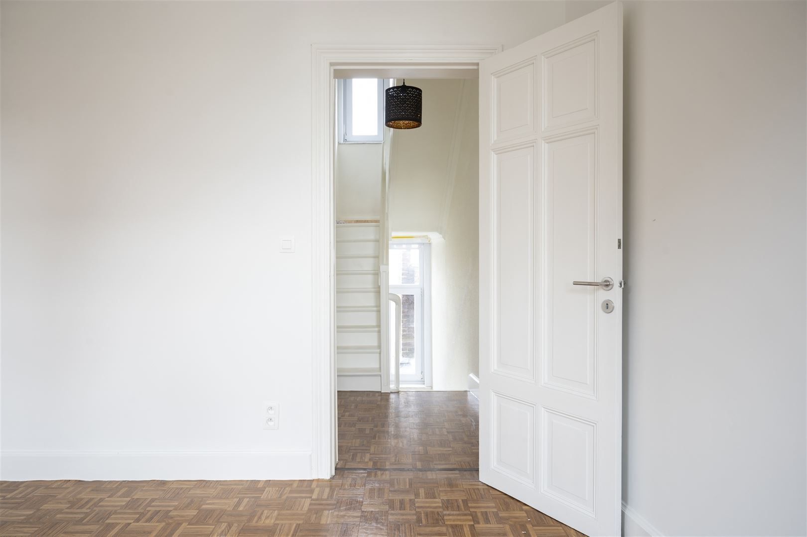 volledig gerenoveerde woning met authentieke elementen foto 25