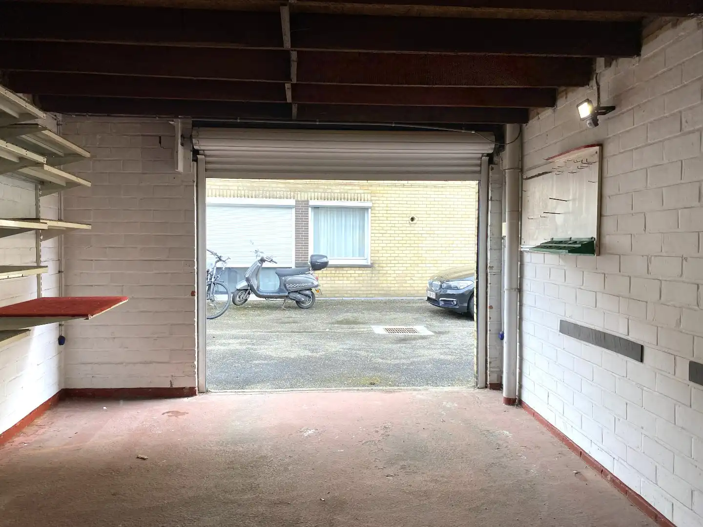 GARAGEBOX GELEGEN IN ROESELARE foto 3