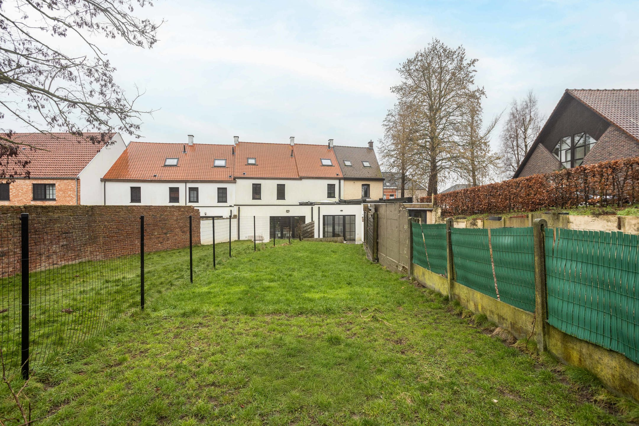 Knap gerenoveerde woning op een goeie locatie foto 20