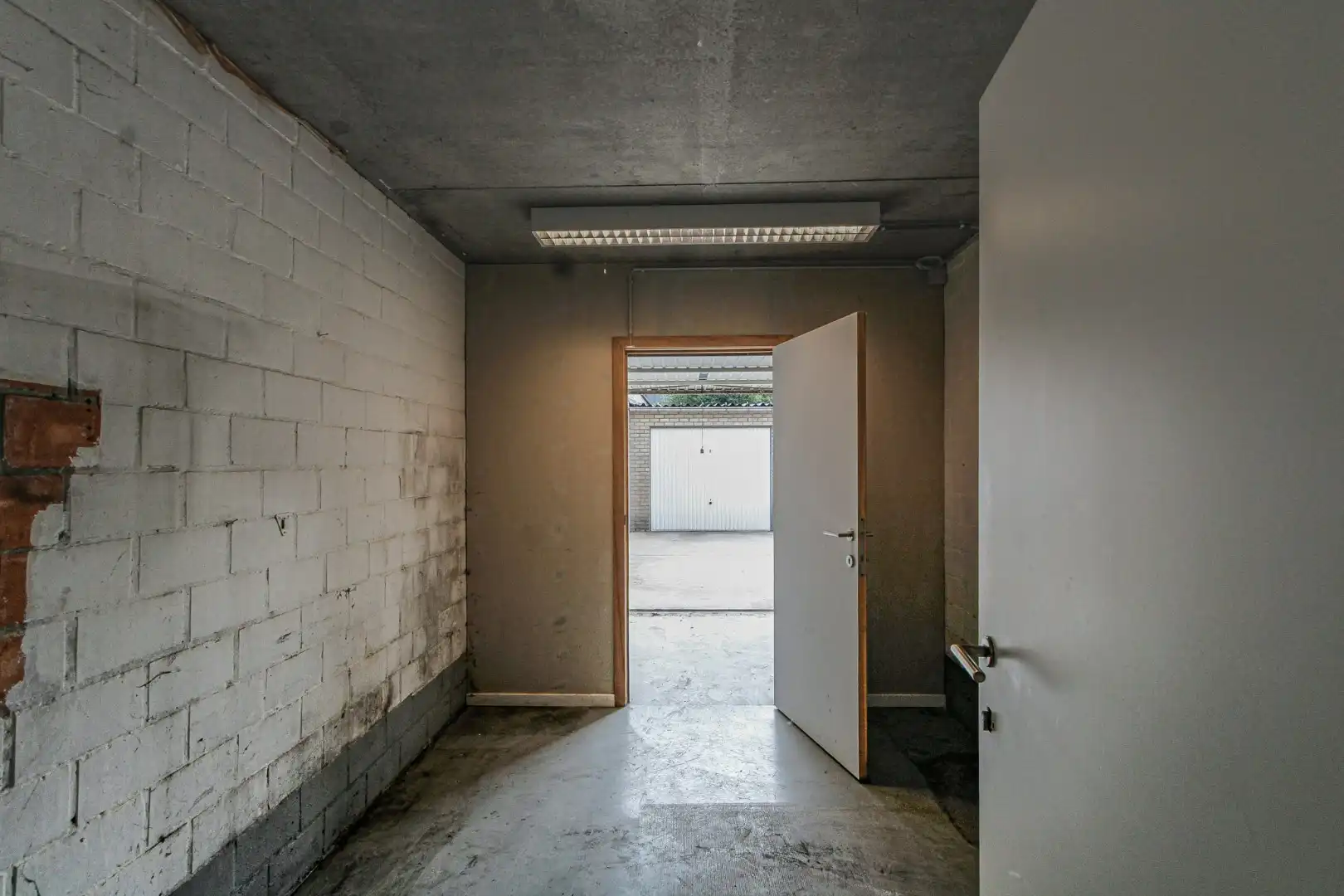 Commercieel handelspand met garage te Blankenberge te koop foto 19