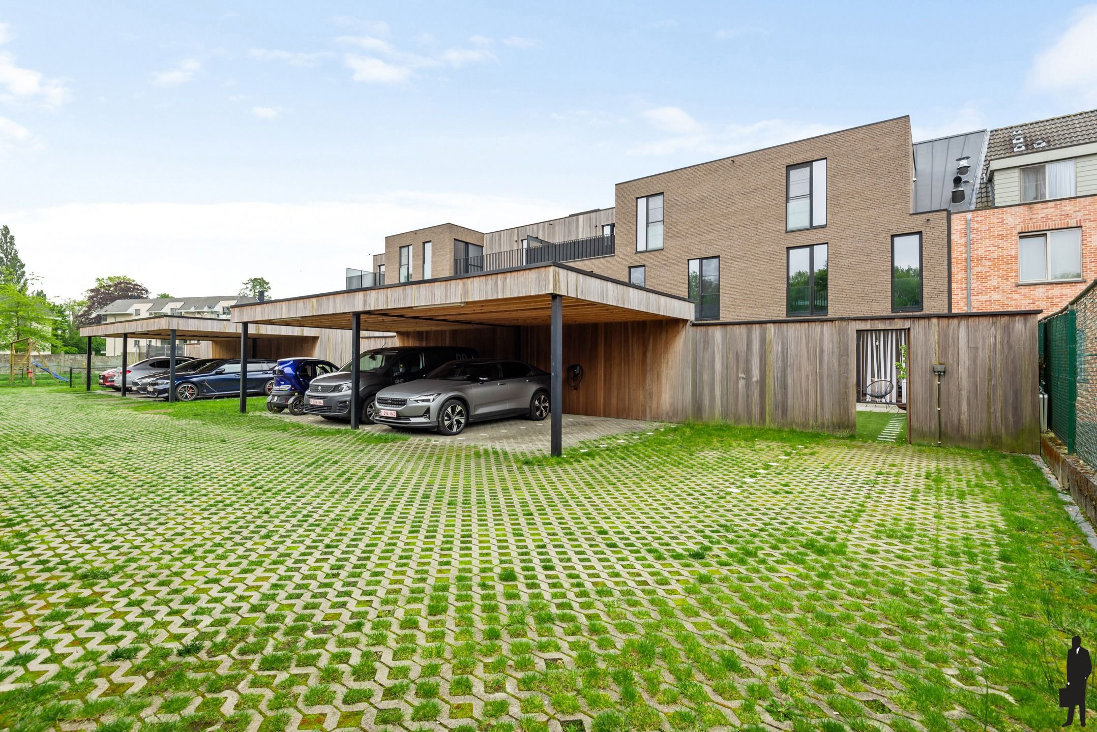BEN-appartement met tuin en parking op een gunstige locatie  foto 17