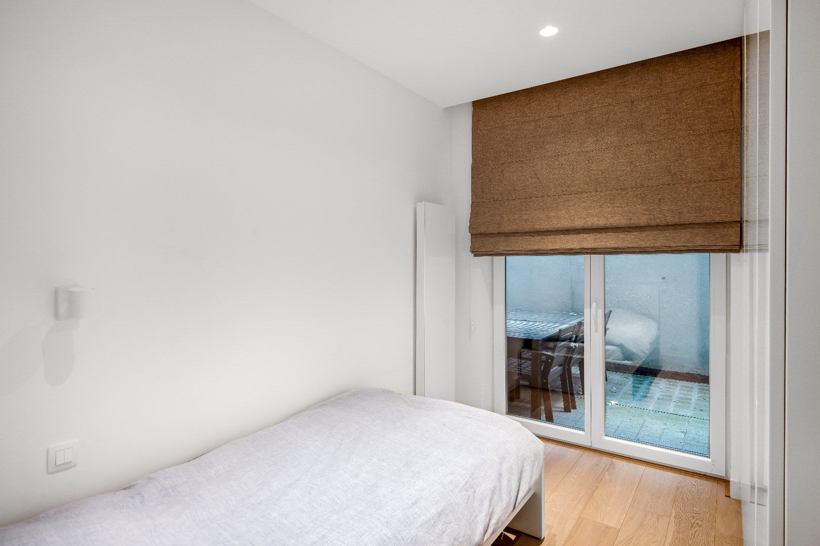 Luxueus gerenoveerd appartement met drie slaapkamers en lateraal zeezicht in het Zoute. foto 11