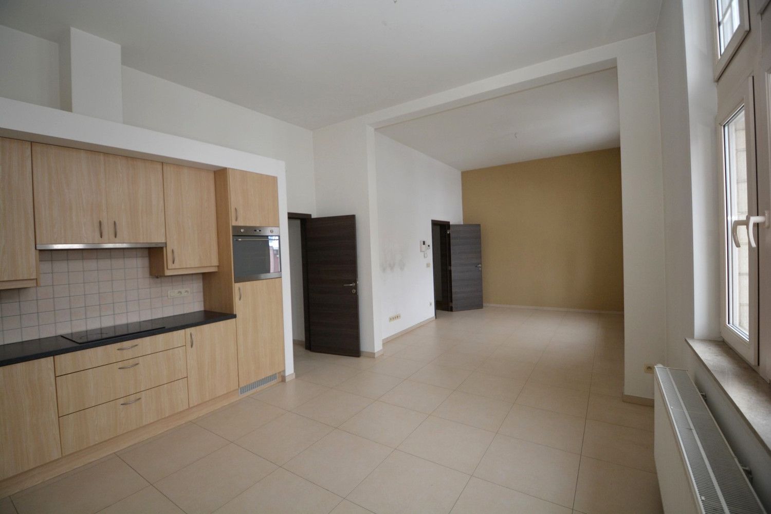 CHARMANT APPARTEMENT MET 1 SLK EN AUTOSTAANPLAATS! foto 4