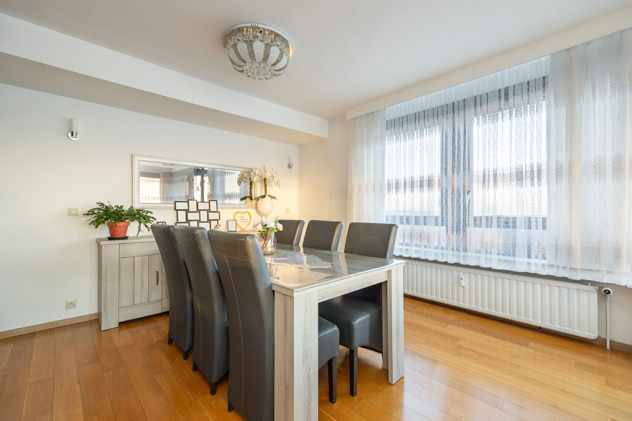Appartement met 3 slaapkamers en mooi zicht op Brussel foto 2