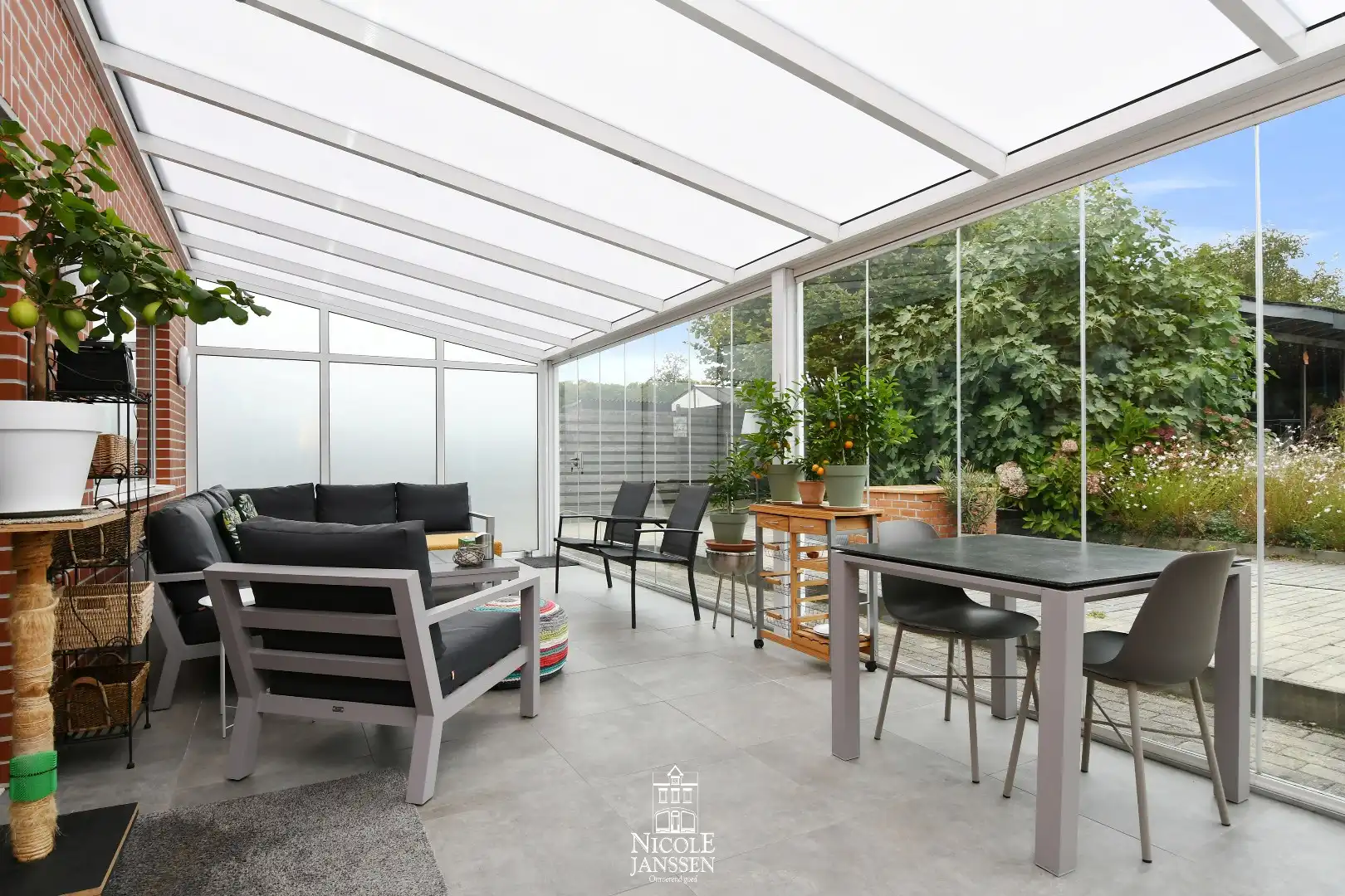 Zeer ruime gezinswoning foto 10