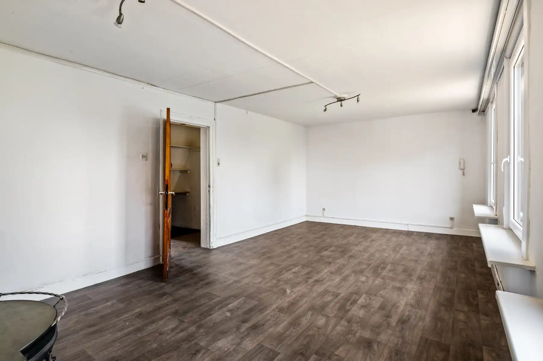 Ruim te renoveren duplex appartement met terras in centrum foto 4