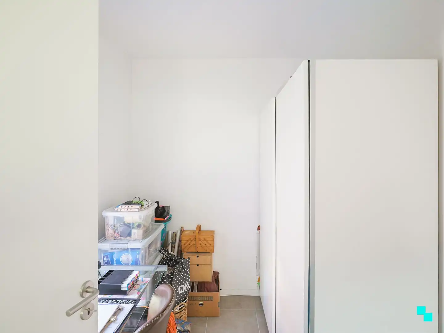 Gelijkvloers appartement omgeven door groen aan de Sint-Denijskerk foto 15