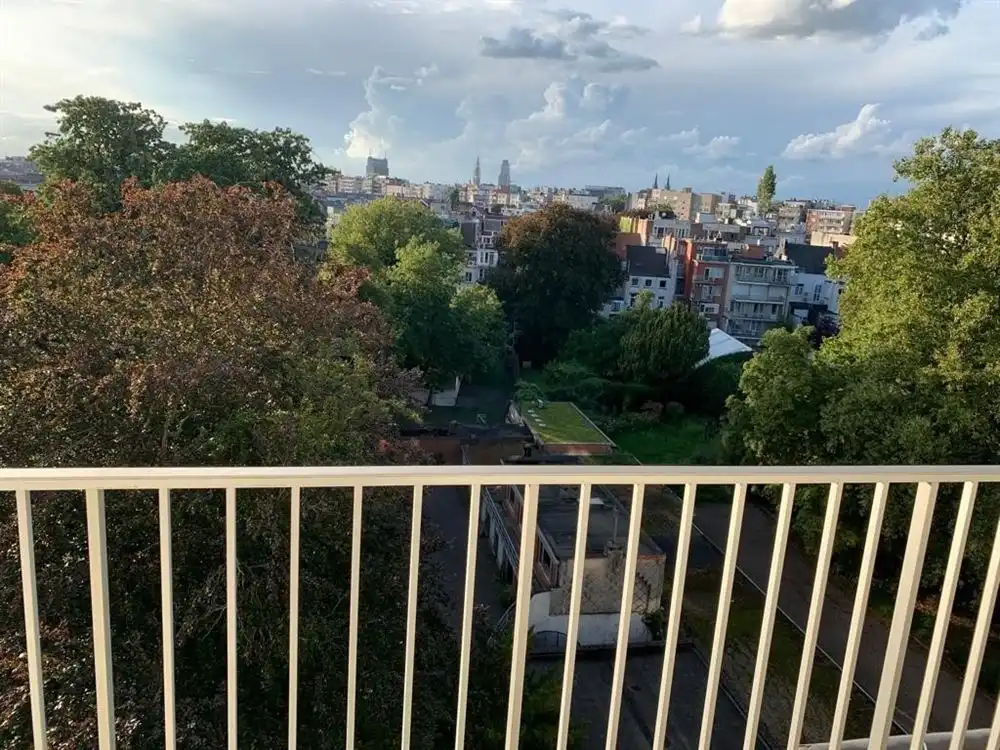 Ruim appartement met terras  | Belgiëlei foto 14
