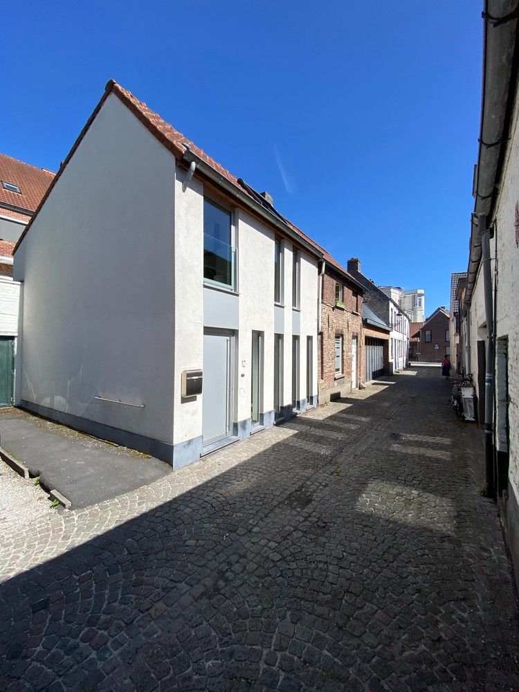 Brugge centrum, Vlakbij 't Zand en de Vestingen , Recent nieuw gebouwde( BJ 2011) ENERGIEZUINIGE woning(  met 2 slaapkamers en zonneterras. foto 16