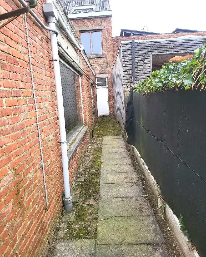 Te renoveren (handels-)woning. foto 18