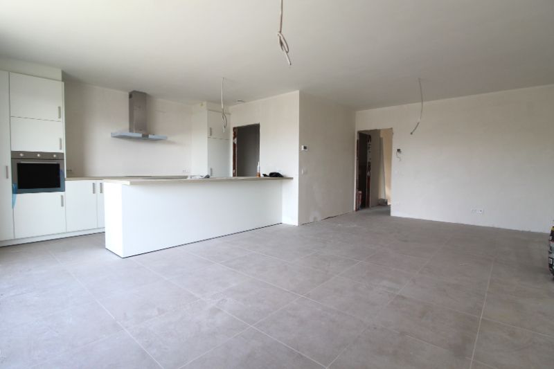 Nieuwbouwappartement te huur in Kortrijk foto 4