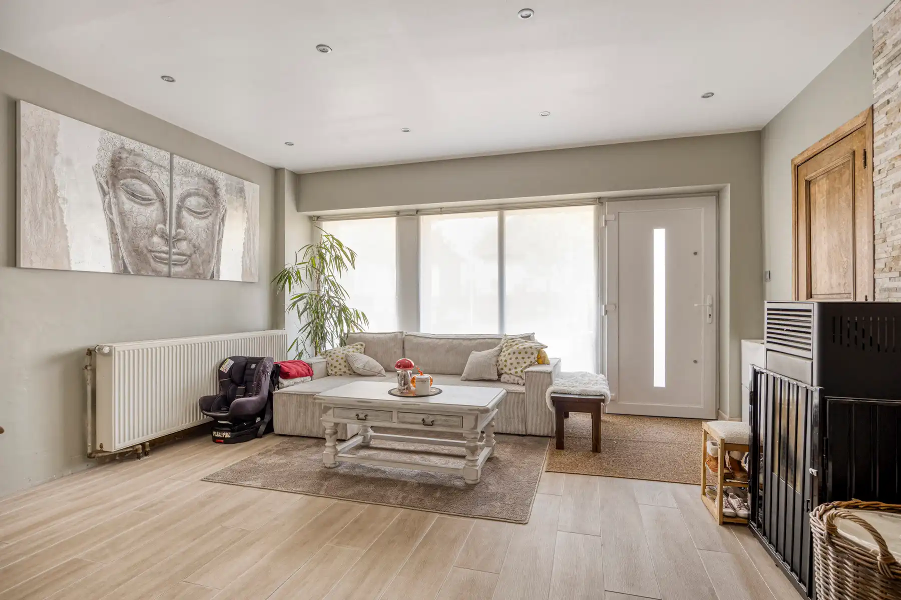 Gerenoveerde woning met 6 slaapkamers foto 6
