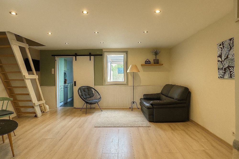 Instapklare rijwoning met charme en mooi rendement in hartje Ronse foto 2
