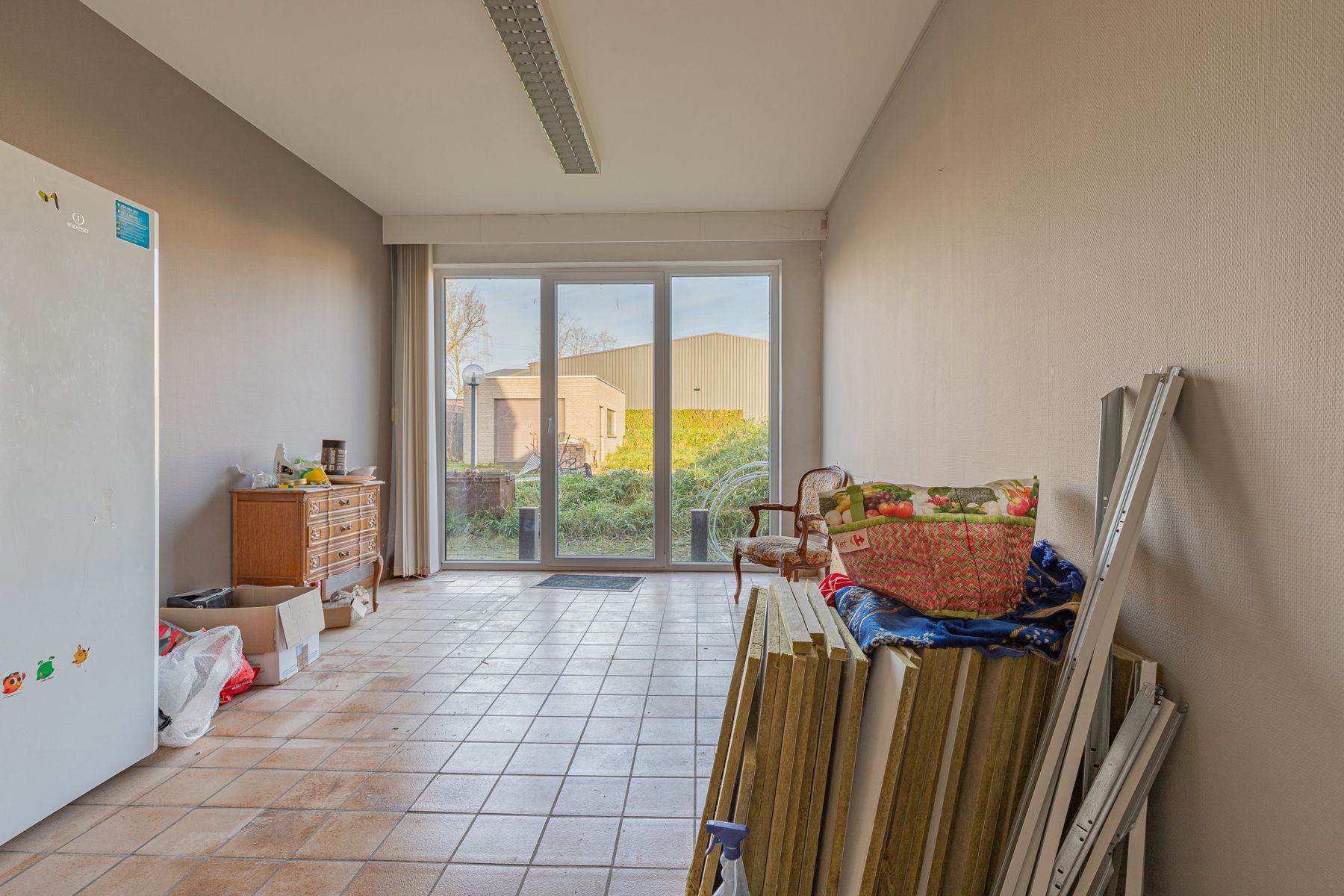 Polyvalent gebouw met appartement in hartje Malderen foto 5